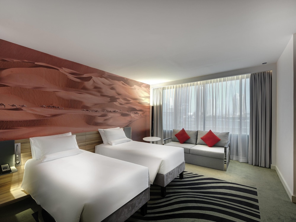 Superior, Twin Beds, Lagoon View