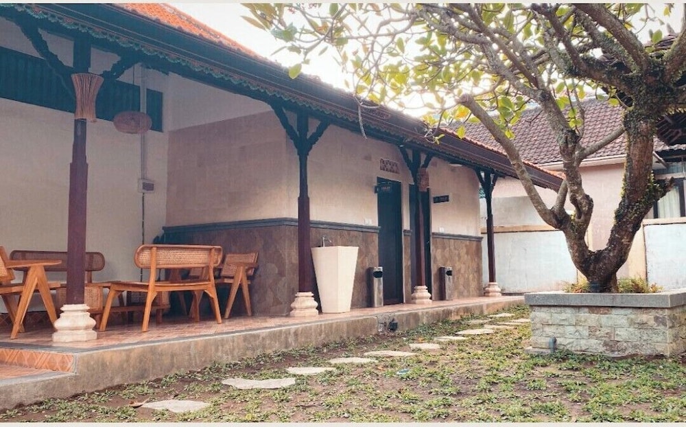 Hotel Gianyar 38/59