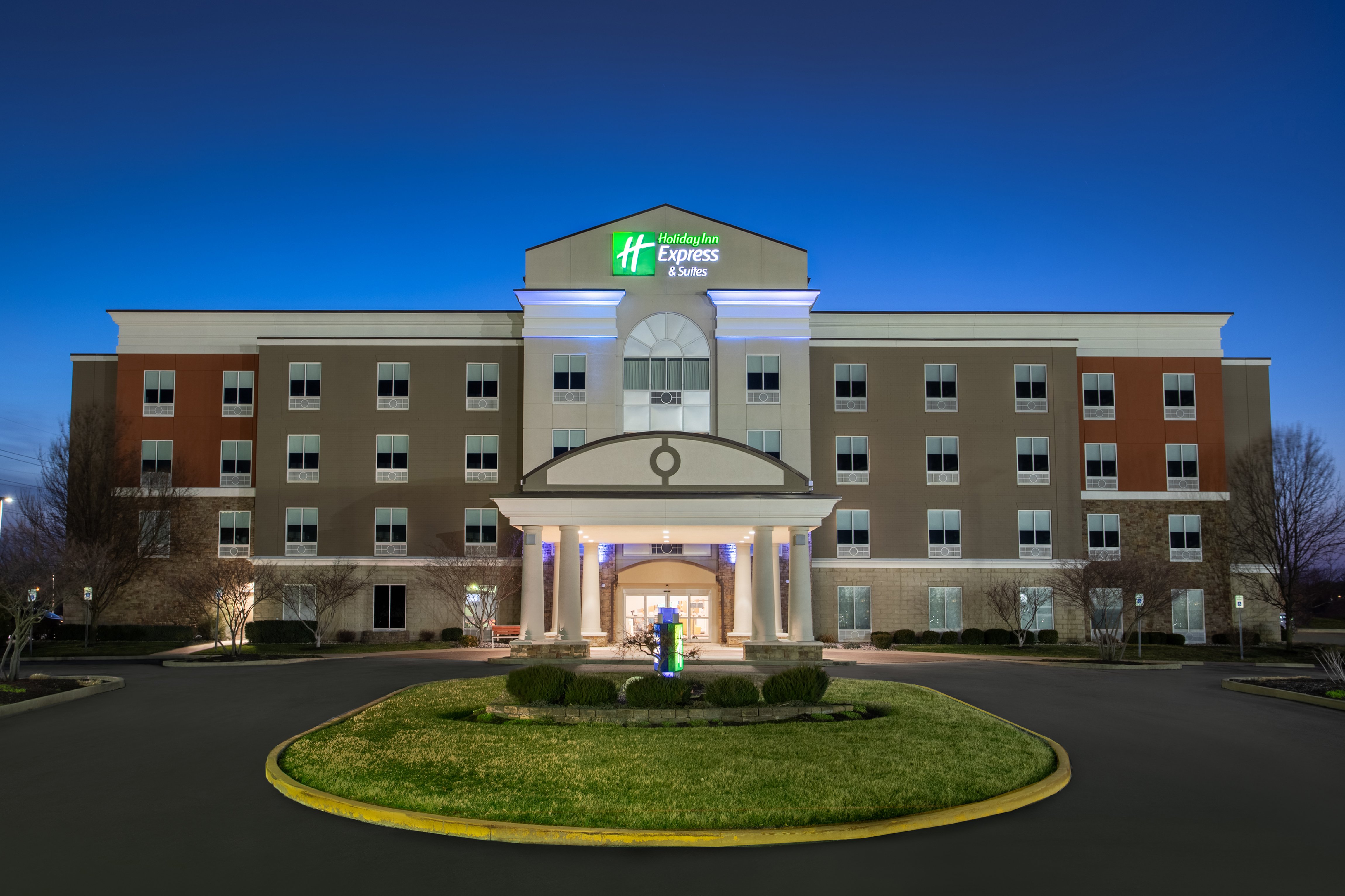 Holiday Inn Express Hotel and Suites Terre Haute 1/73