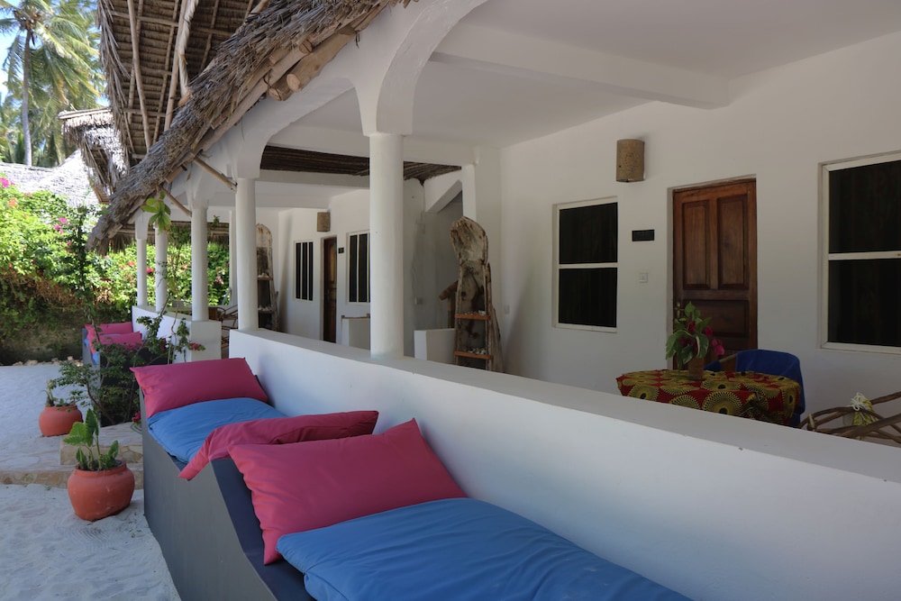 Blue Reef Sport And Fishing Lodge & Bungalows 30/49