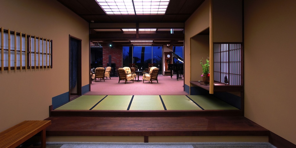 Hamachiyokan 25/50