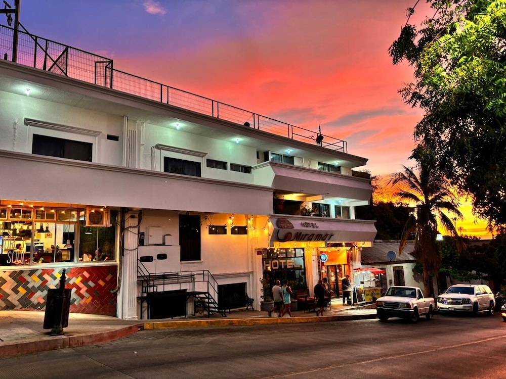Hotel Miramar 3/41