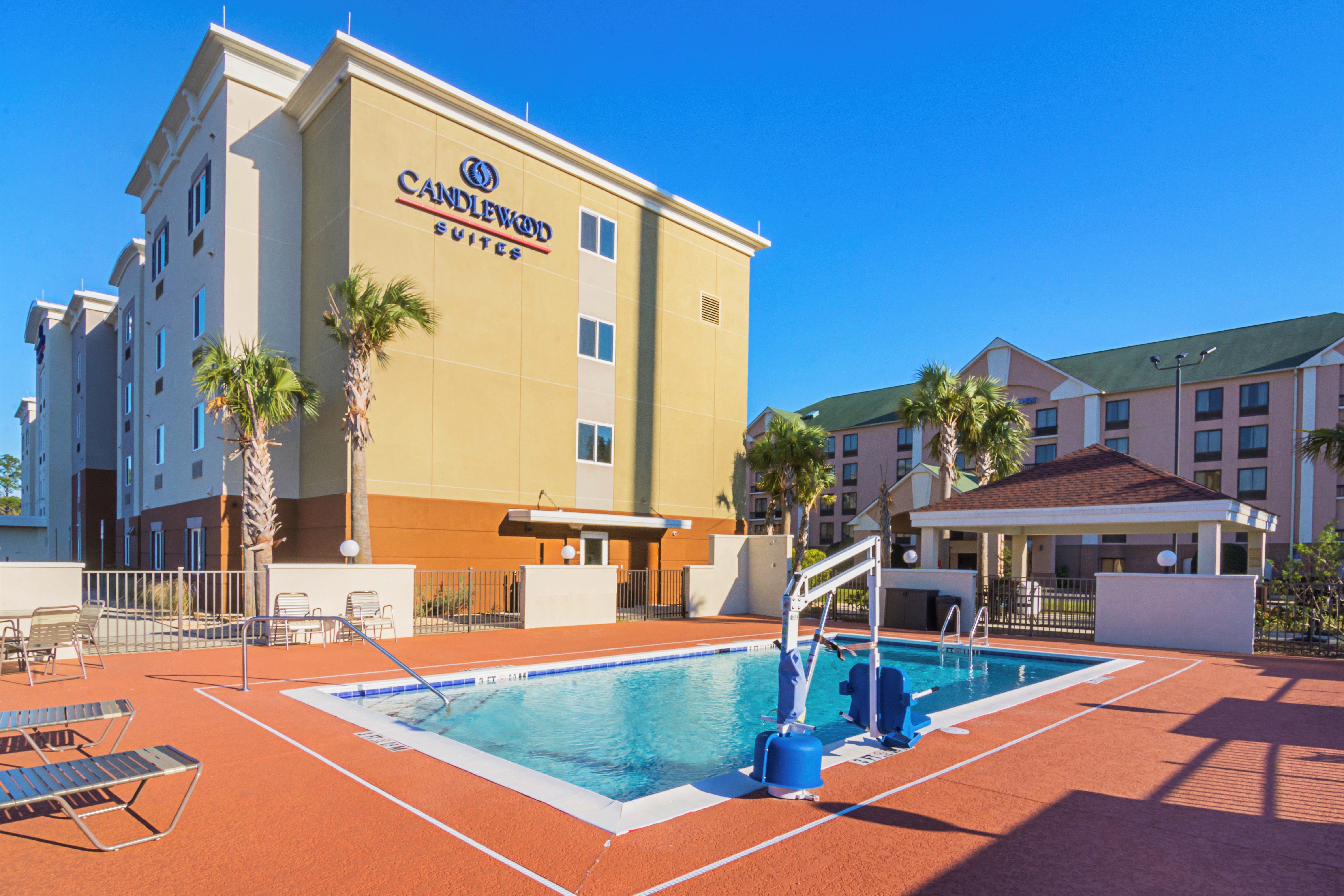 Candlewood Suites Pensacola University Area 55/58