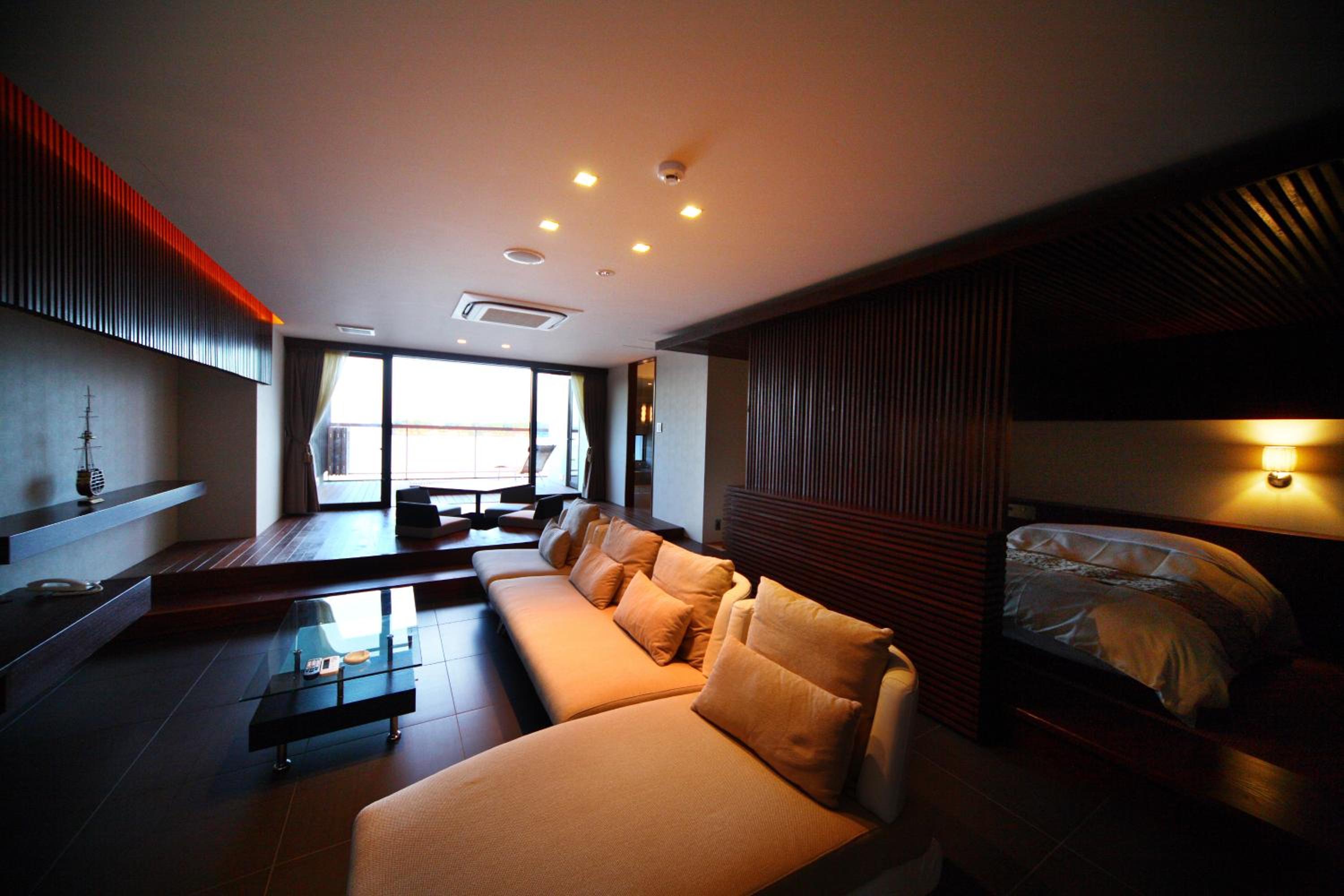 Hotel Ryugu 49/58