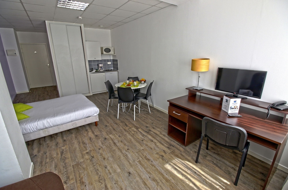 APPART HOTEL MACON LE COURS MOREAU 12/30