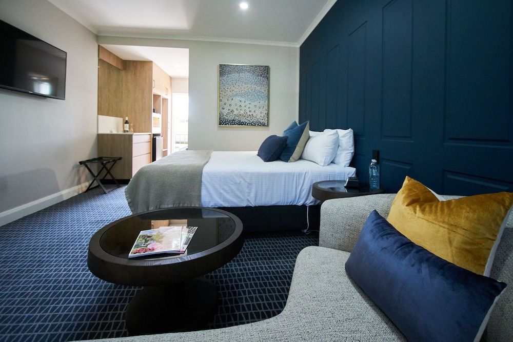 COUNTRY COMFORT ARMIDALE 45/63