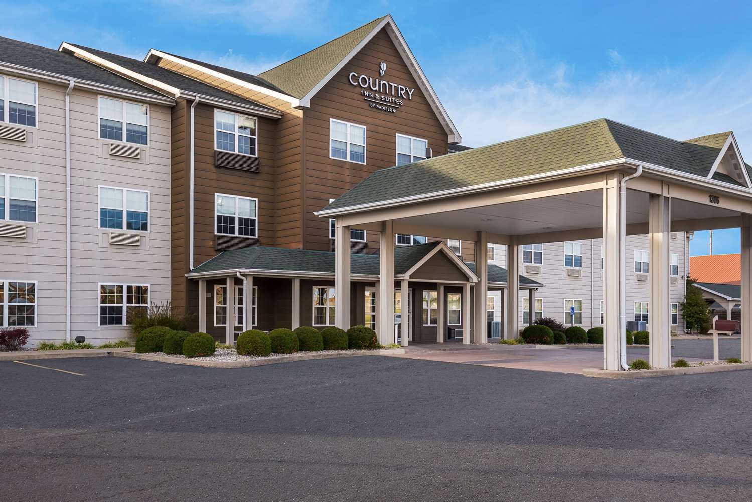 Country Inn & Suites by Radisson, Marion 64/64
