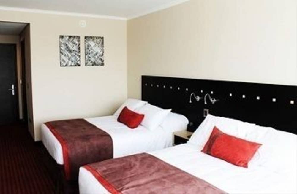EcoHotel 2/24
