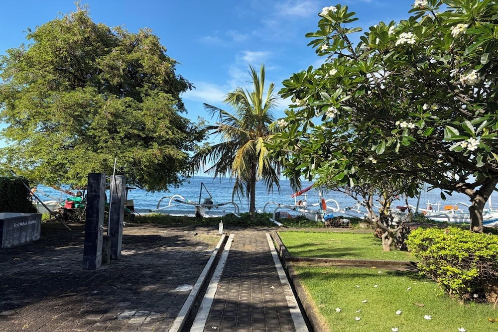 Hi Blue Bali Melasti Resort by ZUZU 32/49