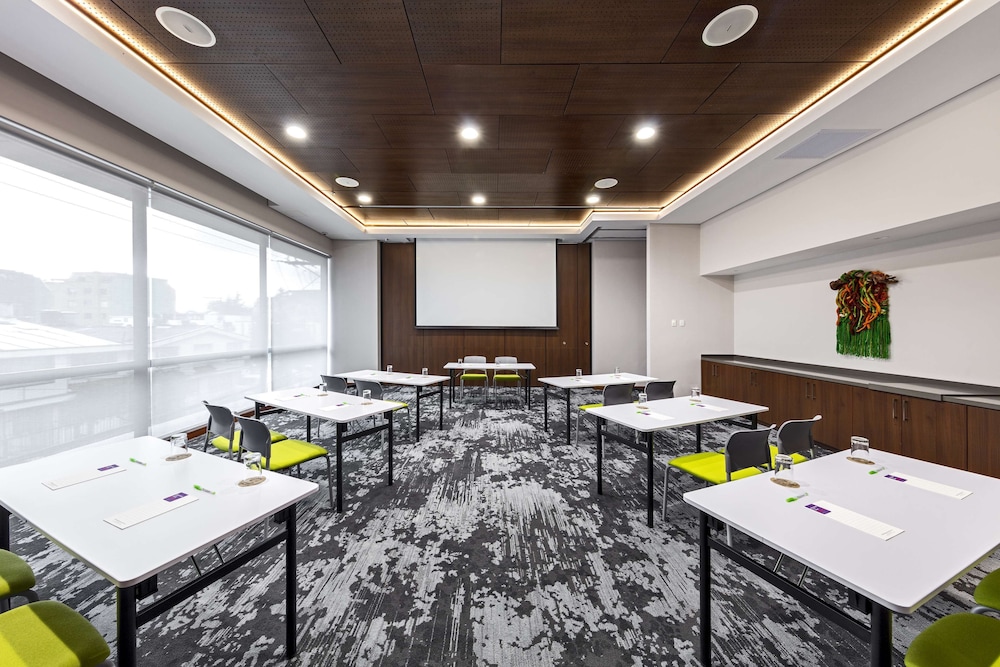 Hyatt Place Bogota Convention Center 43/50