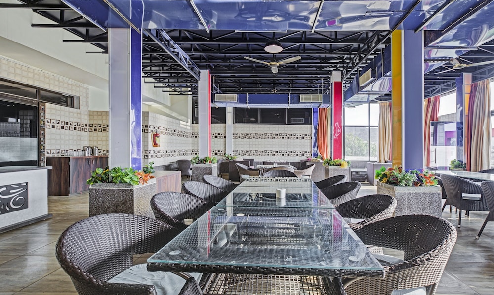 Hotel Royal Dezire 36/48