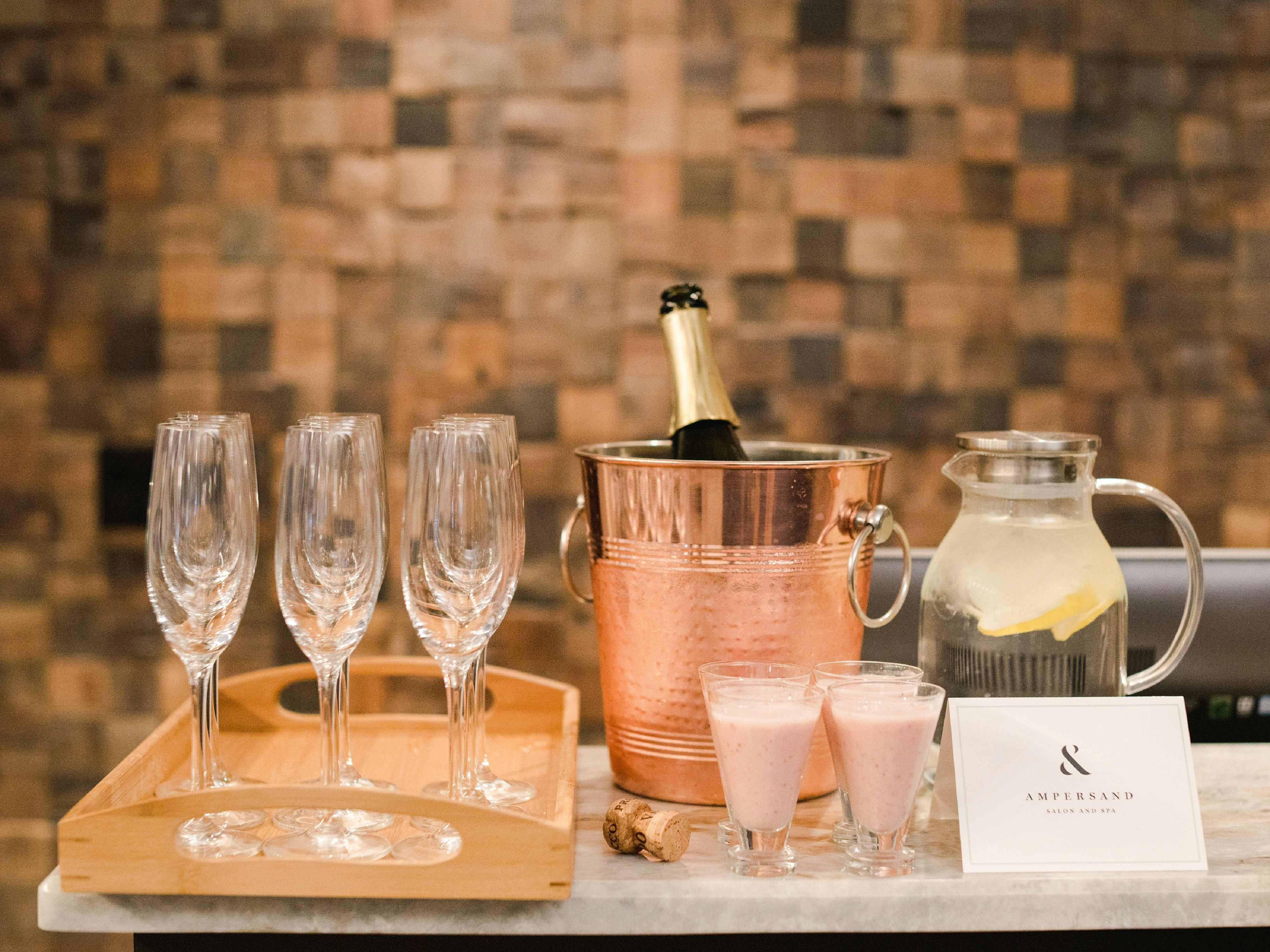Hotel Saranac Curio Collection By Hilton 22/63