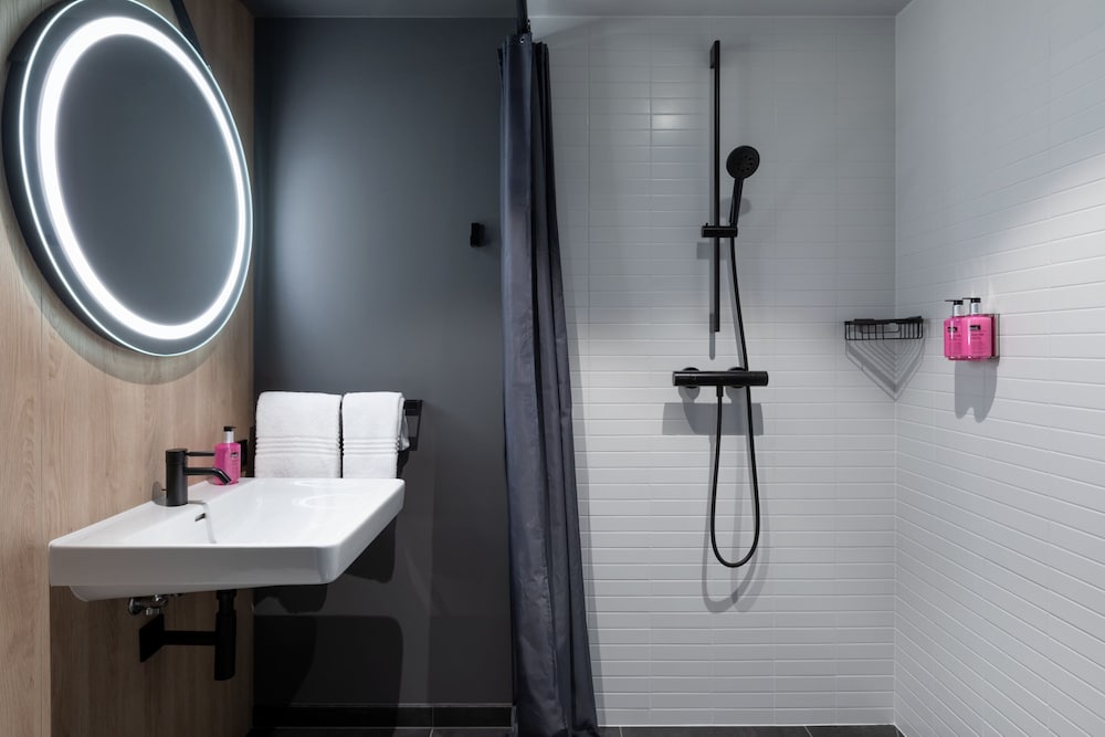 Moxy Outletcity Metzingen 42/45
