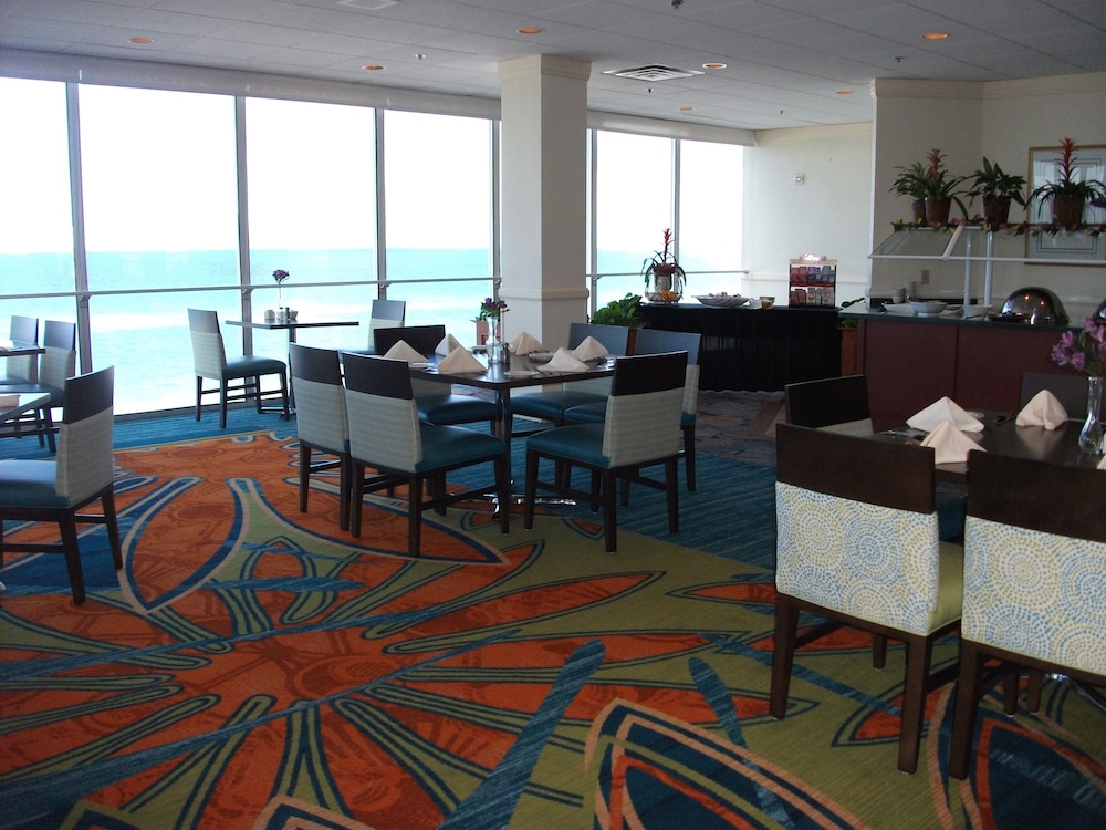 Cirque St. Armands Beachside 22/35