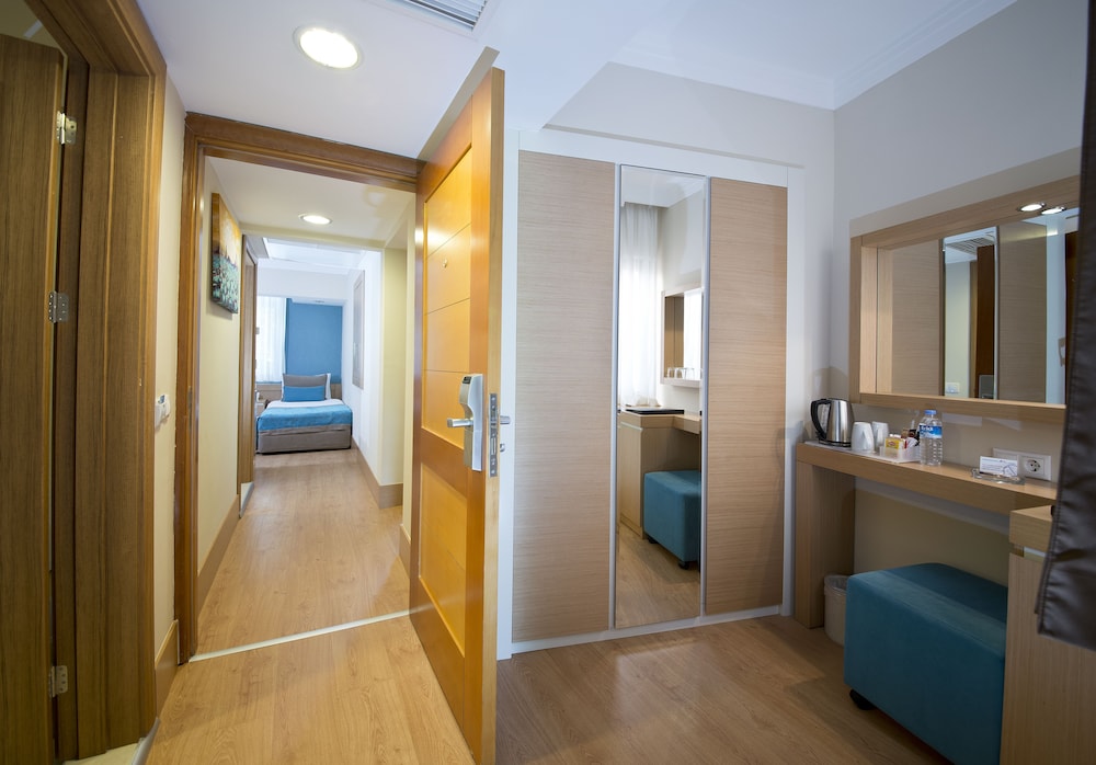 Limak Limra Hotel & Resort 33/79