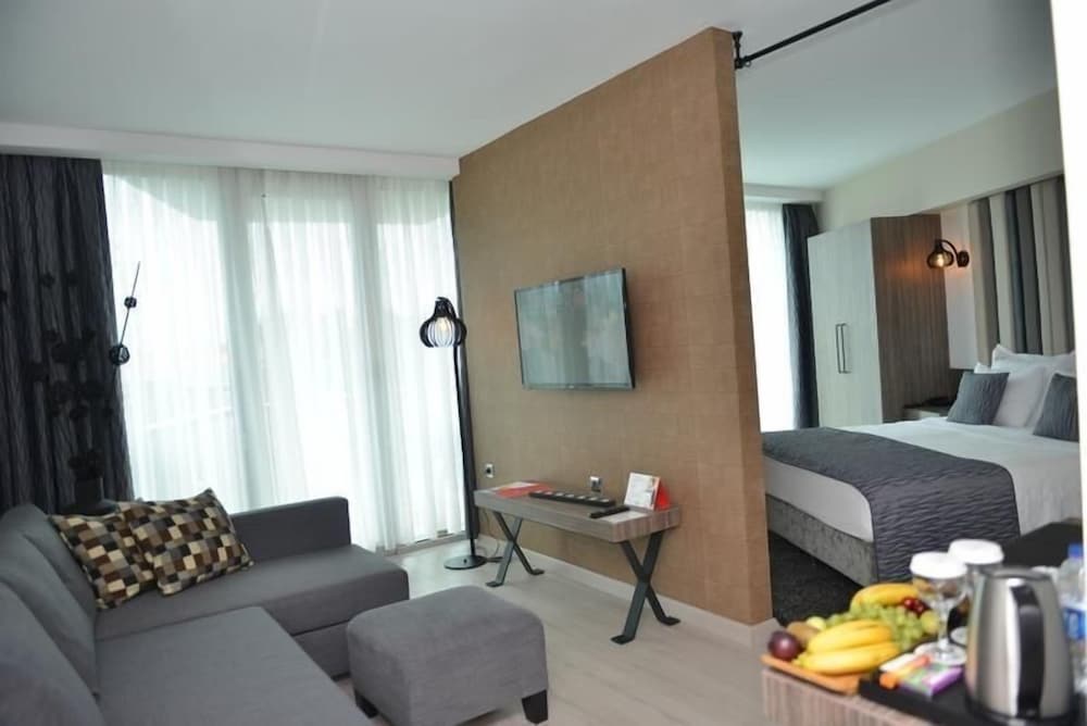 Lova Hotel Spa 31/50