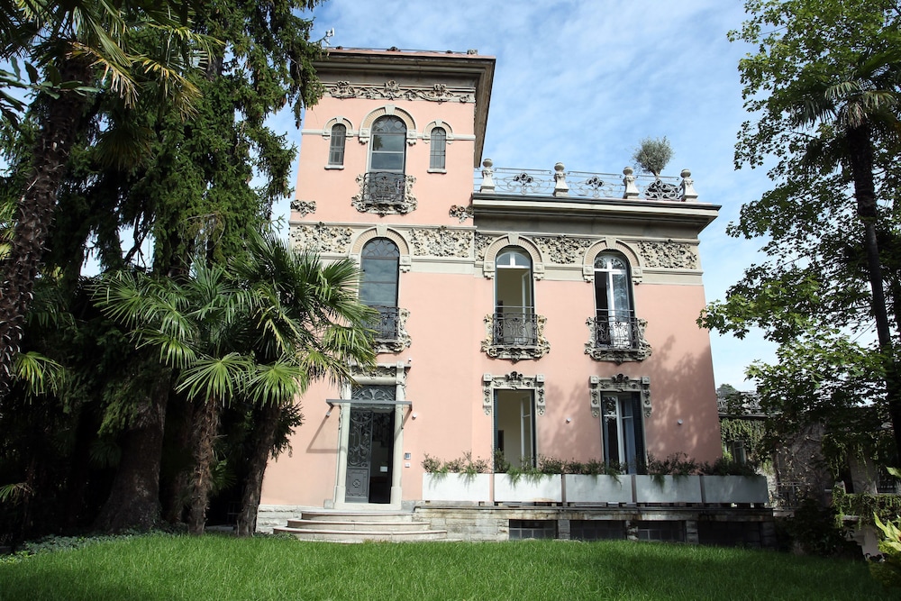 Villa Liberty 3/39