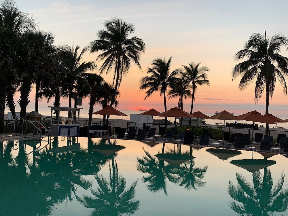 B Ocean Resort Fort Lauderdale 46/50