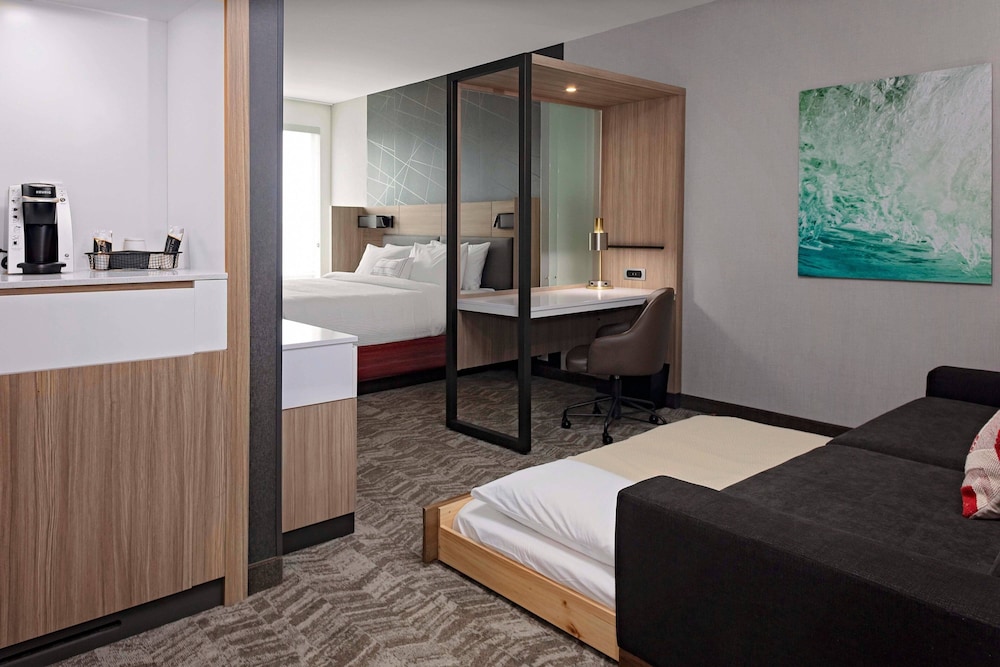 SpringHill Suites by Marriott Kansas City Plaza 8/39