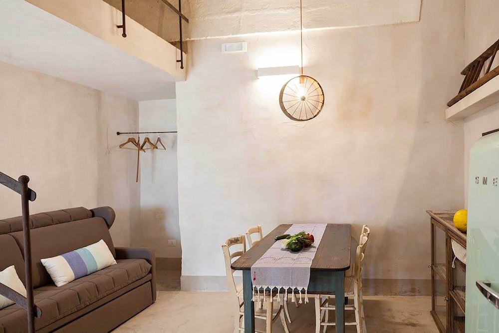 Borgo Sentinella 30/50