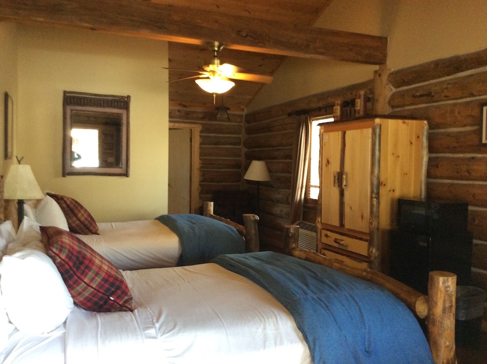 Dancing Bear Lodge 6/50