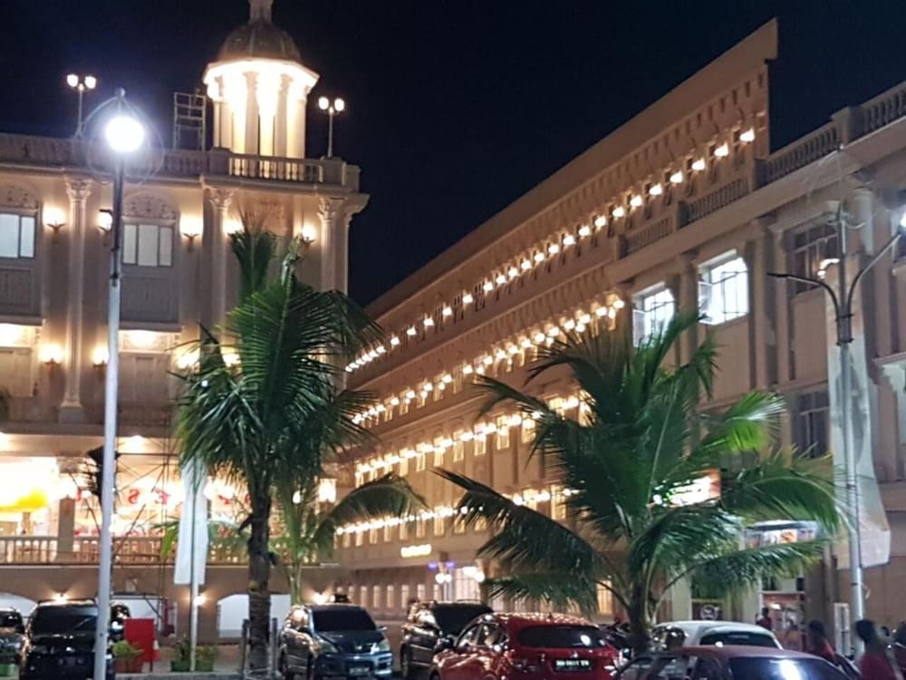 Grand Town Hotel Mandai photo3