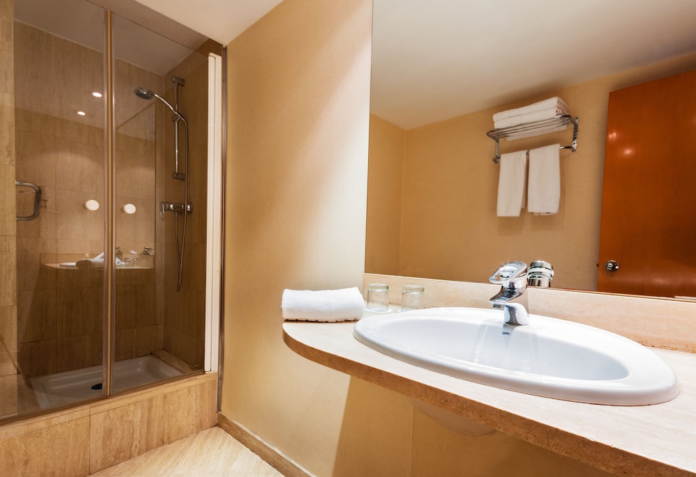 Hotel Villacarlos 28/30