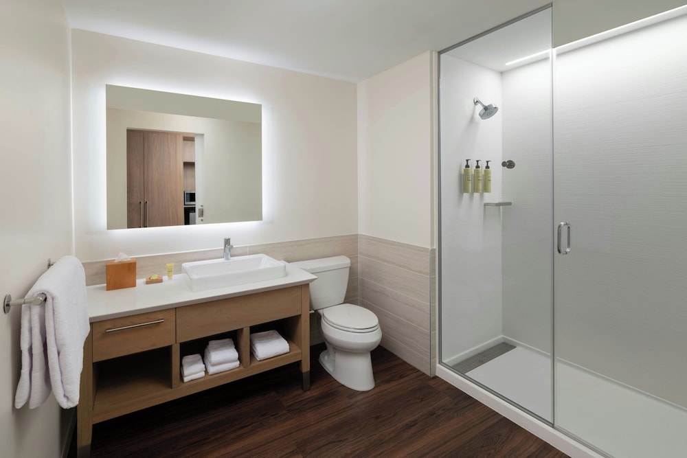 Element by Marriott San Diego Mission Valley 50/50