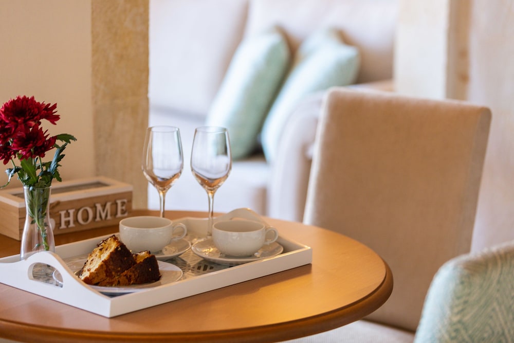 Phaedra Suites - Adults Only 20/50