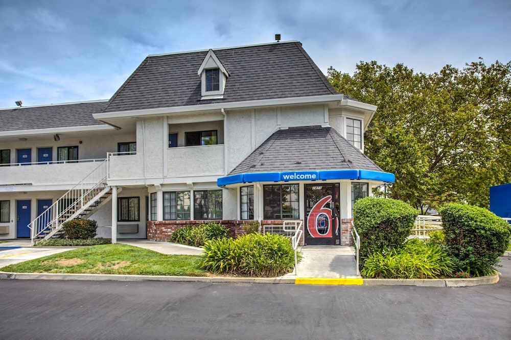 Motel6 Fairfield, CA - North in FAIRFIELD - CA