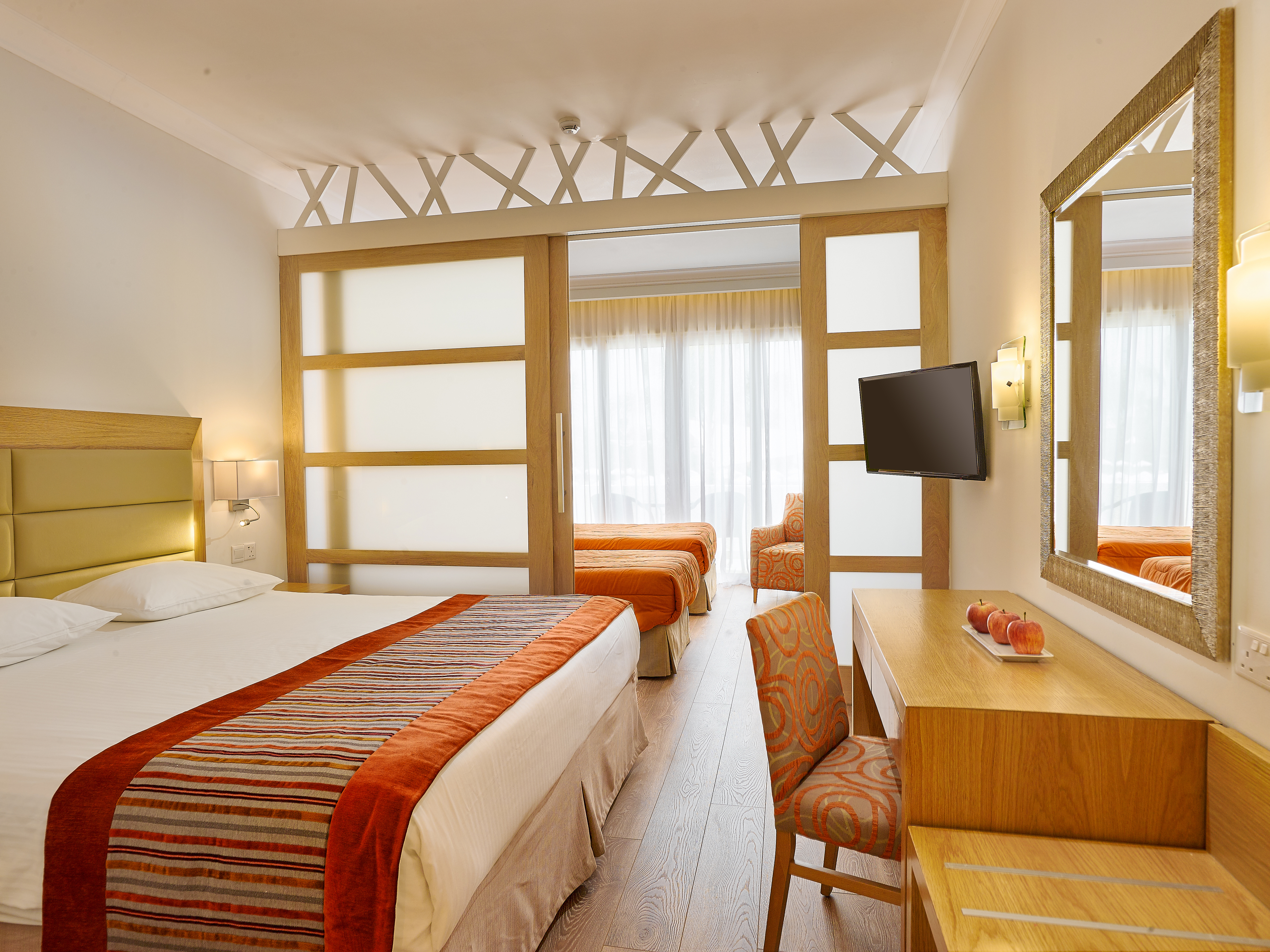 Junior Suite, Family, Inland View