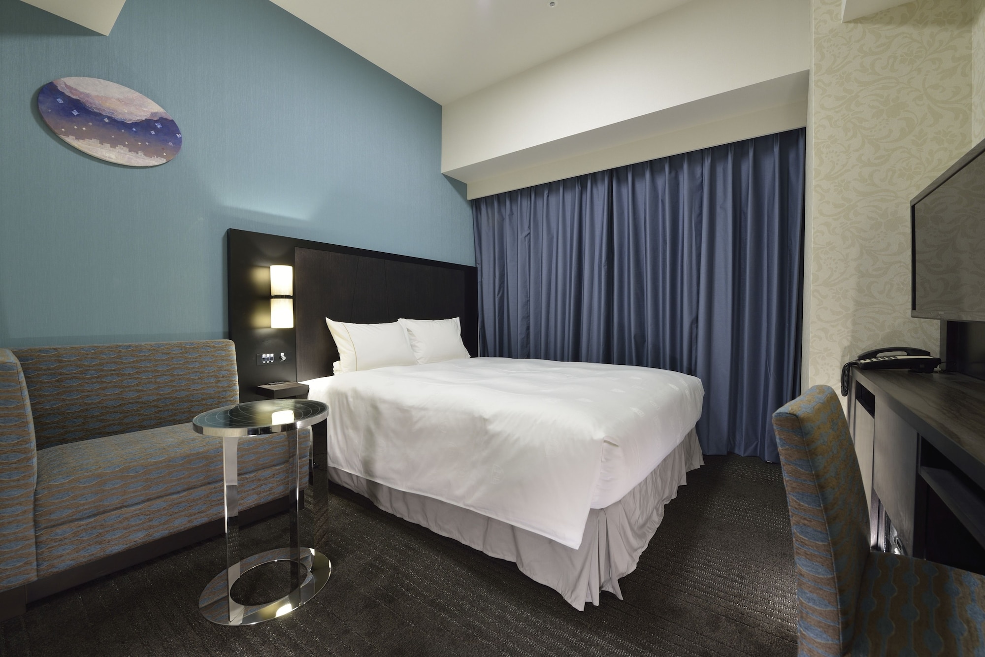 ROOM, DOUBLE BED