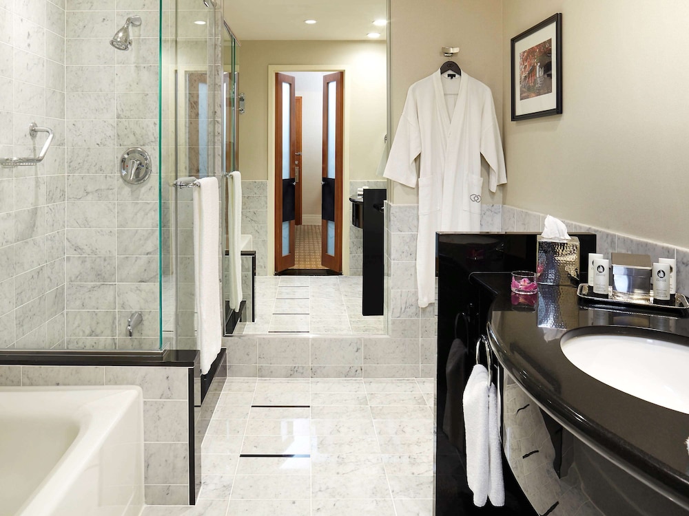 Sofitel Montreal Golden Mile 13/79