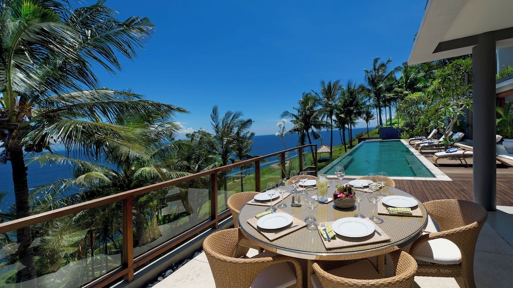 Malimbu Cliff Villa 46/56