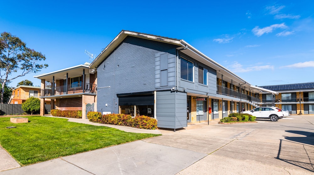 Leagues Motel Queanbeyan 46/50
