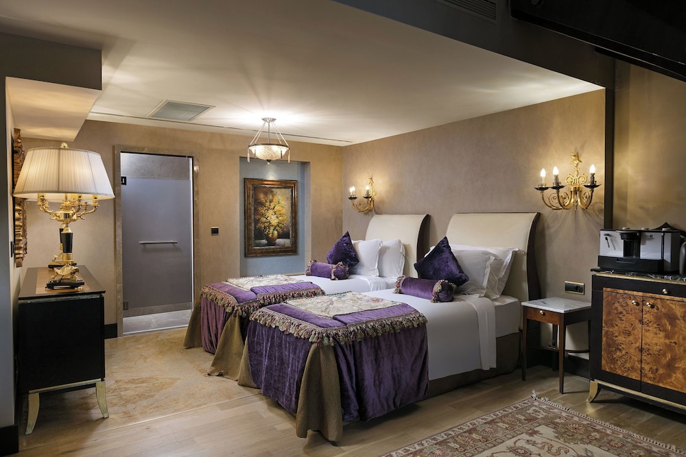 Duplex, Swim Up, Pool, Suite, Twin Beds, Sofa