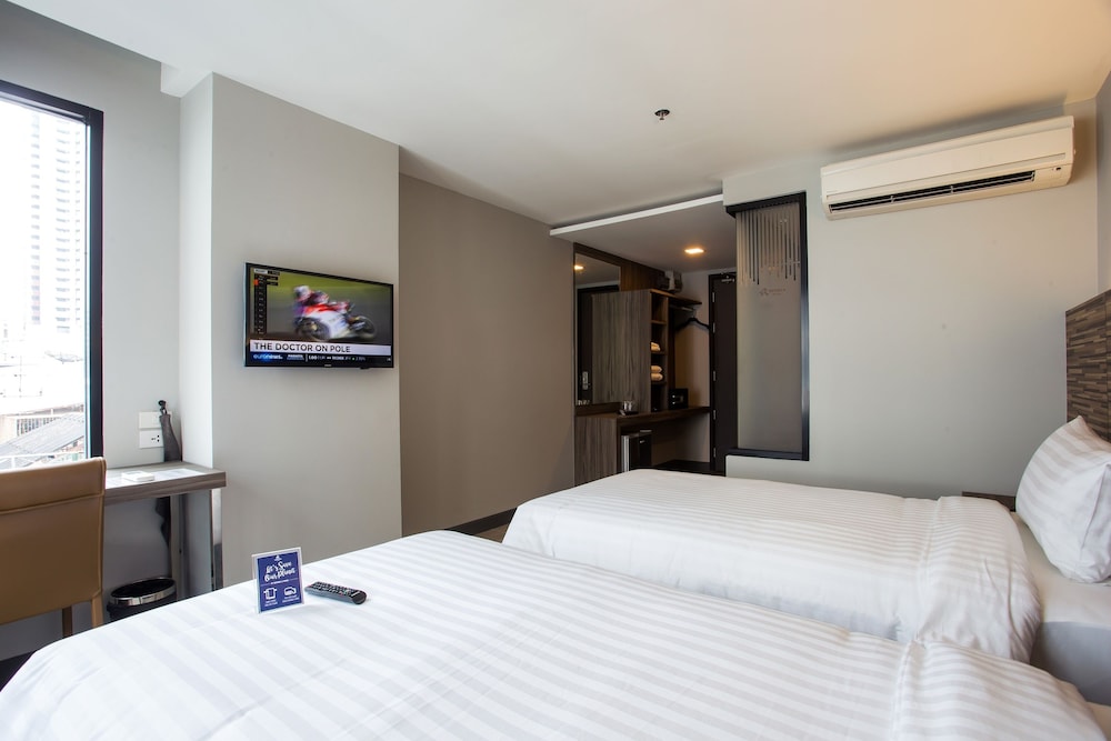 SPENZA HOTEL 15/43