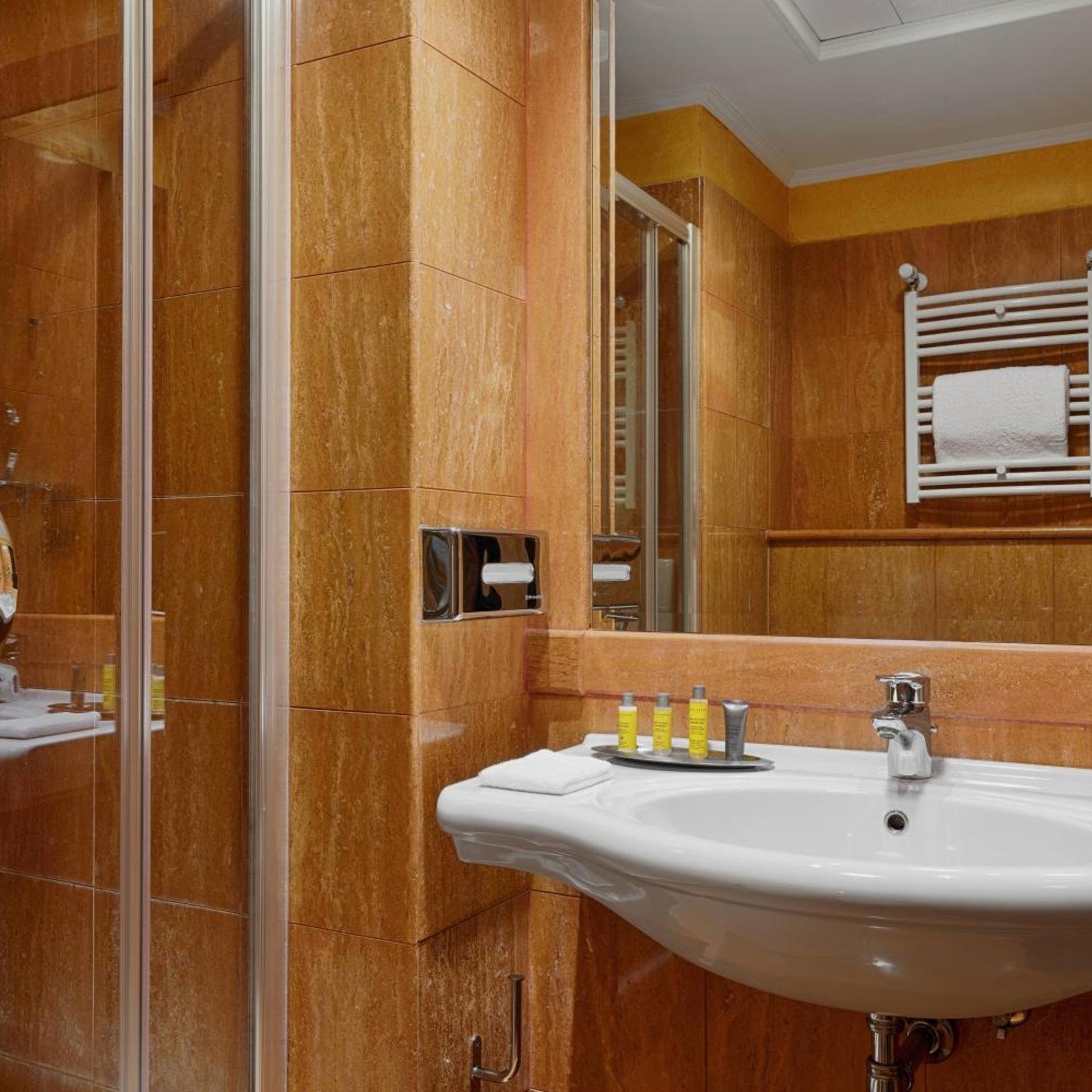 غرفة ديلوكس بسريرين منفصلين