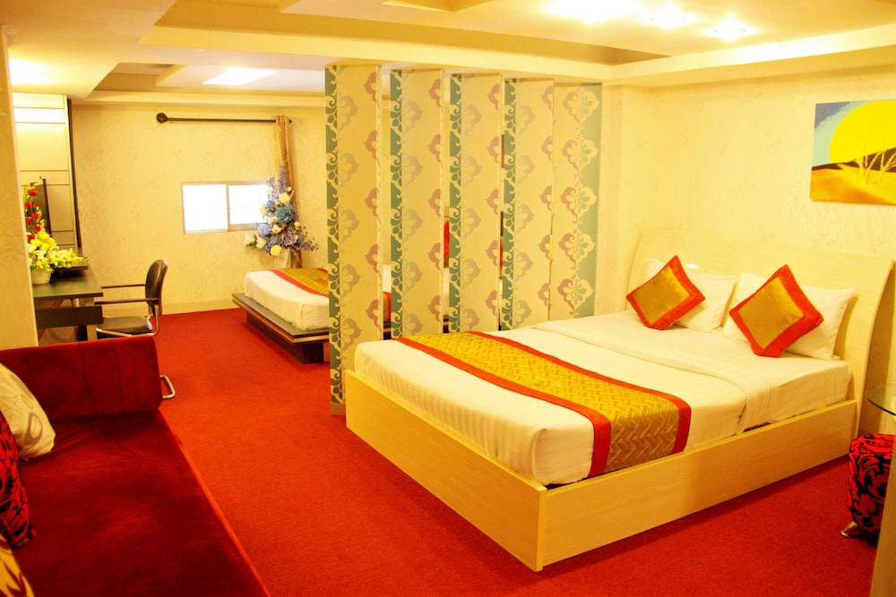 Saigon Charm Hotel 12/49