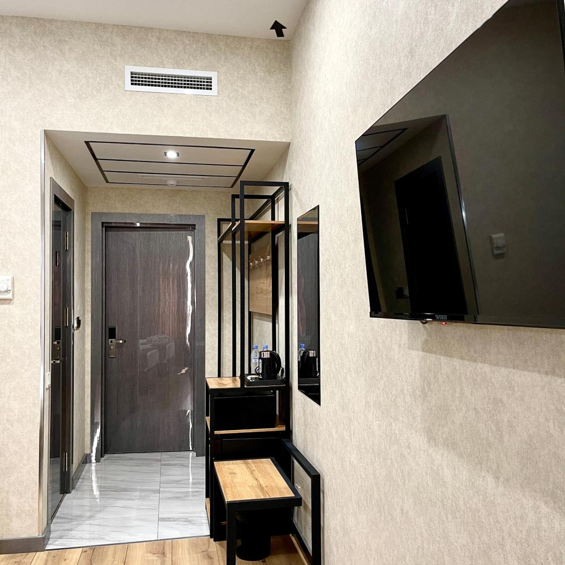 Alpha Plaza Hotel 7/37