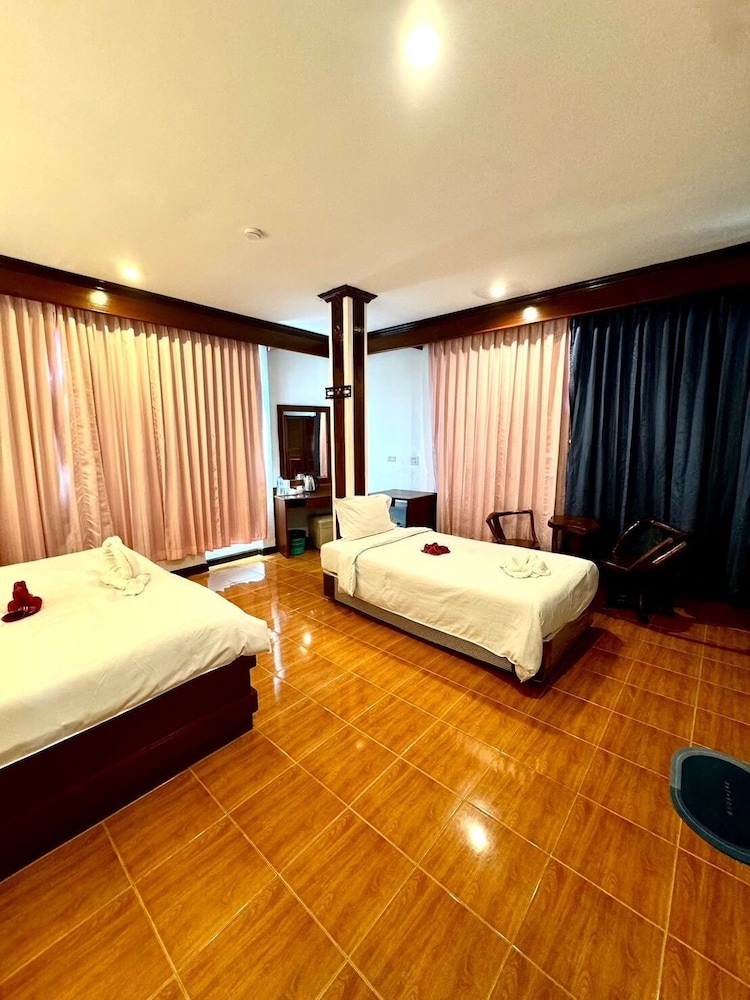 Centre Point Patong 6/75