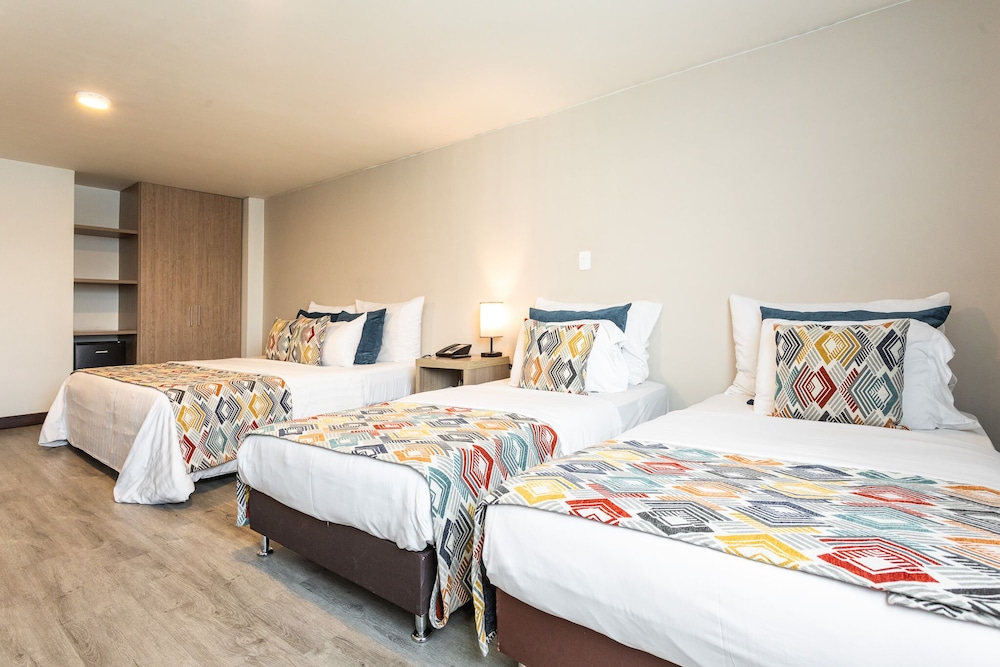 Hotel Carretero 15/66