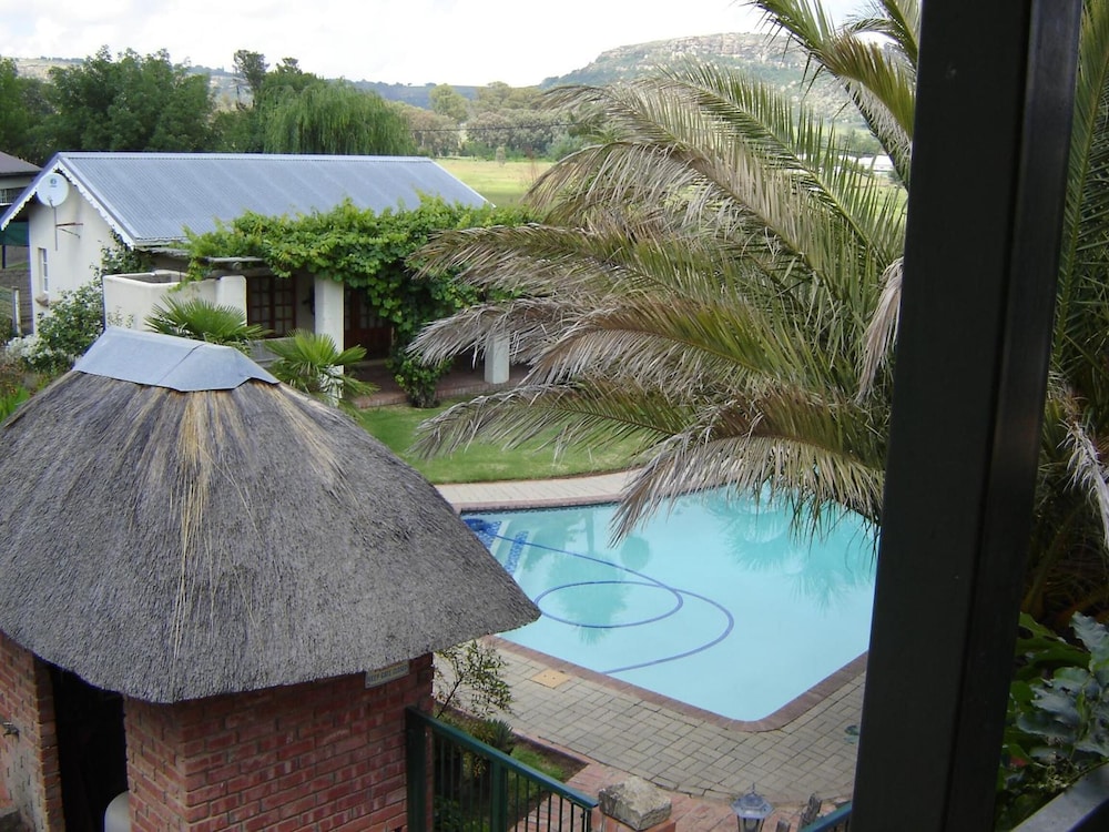 Ladybrand Guest House 43/50