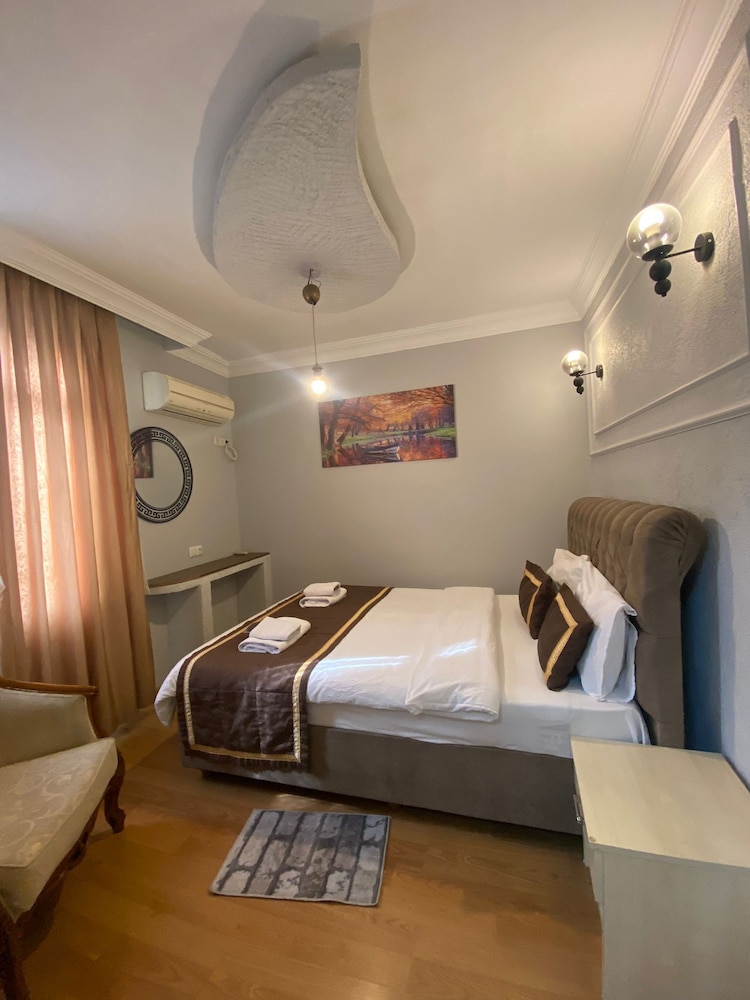 Berce Apartment & Suites 4/21
