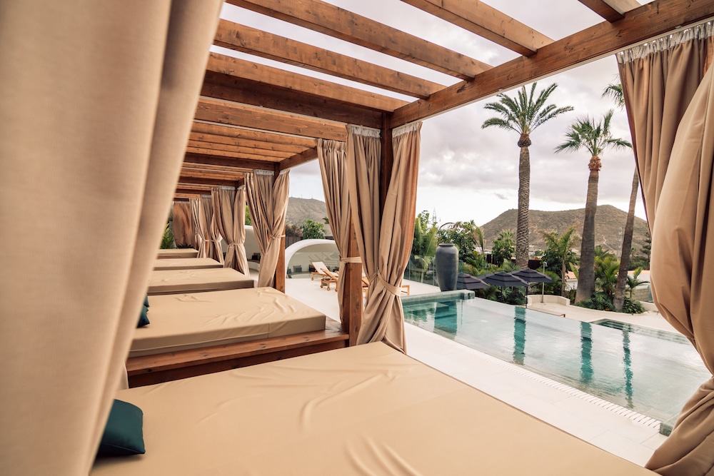 Hotel Estefania Boutique Suites (Adults Only) 40/65
