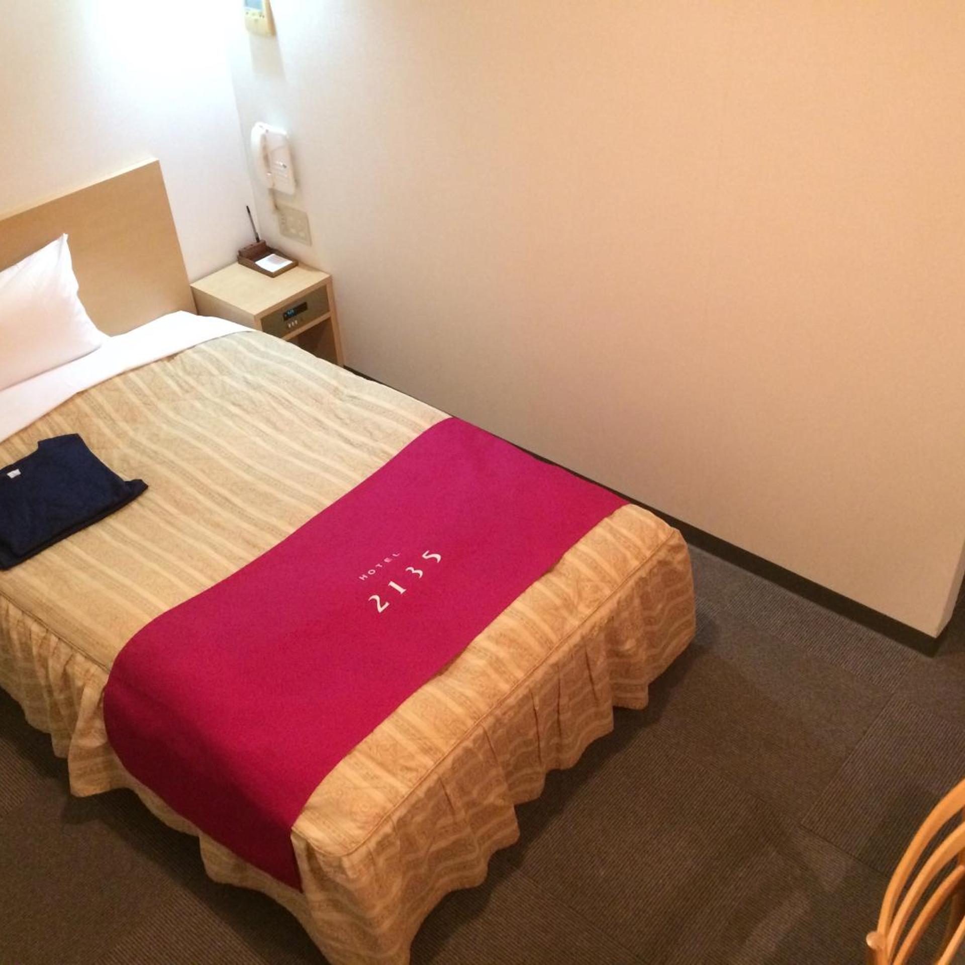 Hotel 2135 18/50