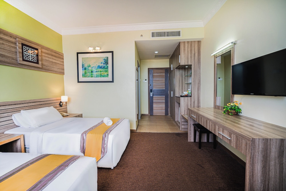 Hig Hotel 24/73