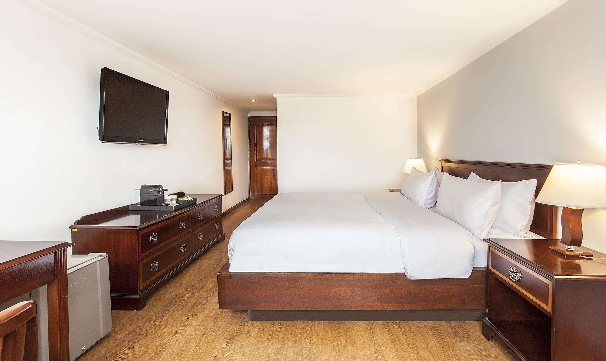 Premium Room - King Bed