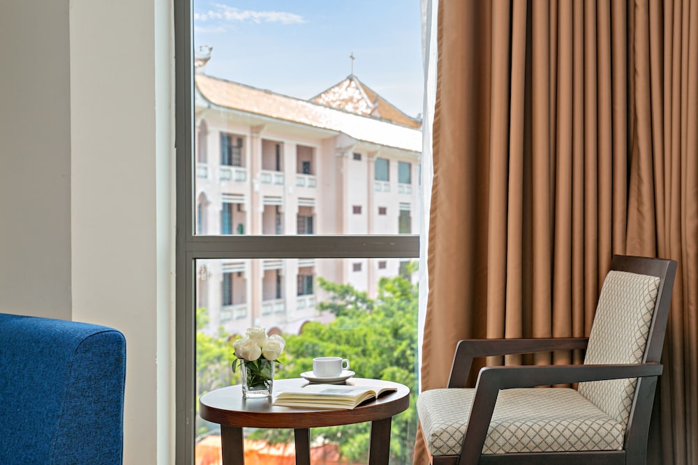Haka Hotel & Apartment 33/50