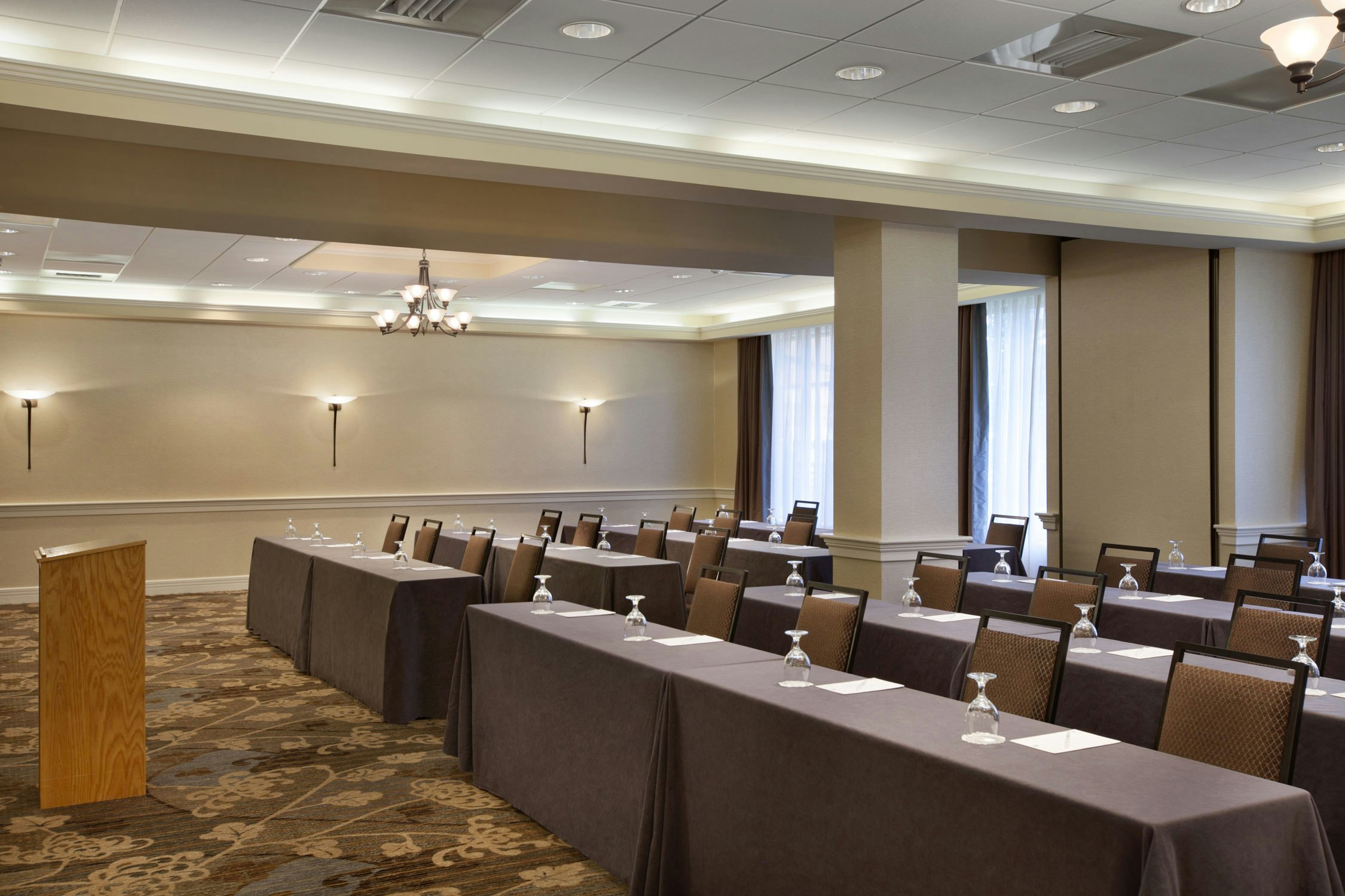 Embassy Suites by Hilton Portland Maine 41/46